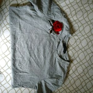 Grey tshirt